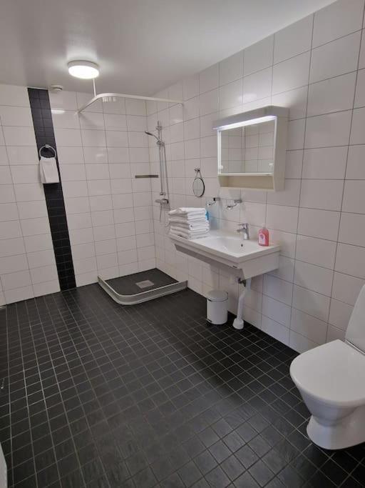 Nr4 Pa Sparet Norrköping Eksteriør billede